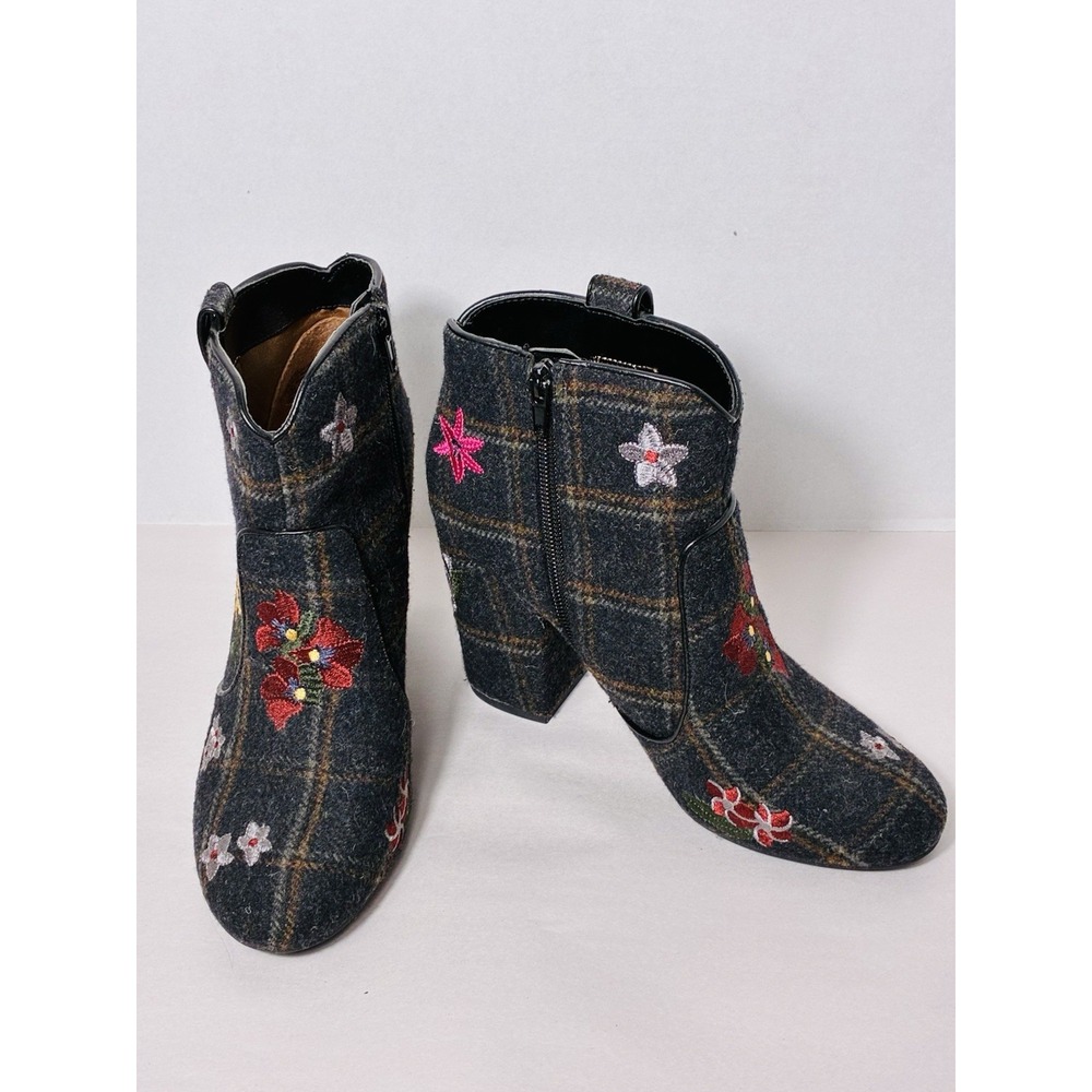 Indigo Rd  Floral Embroidered Women's Ankle Boots Size 8 Grey Plaid Zip Up Boho